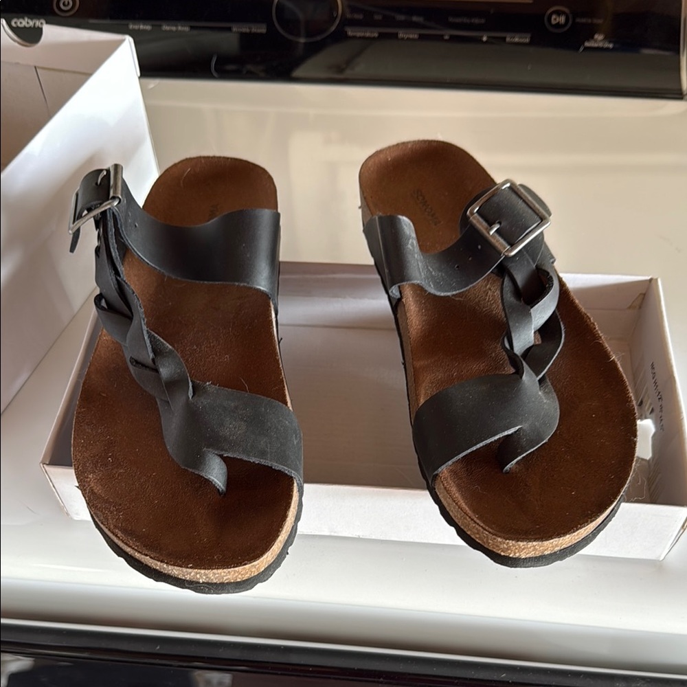 Sonoma Black and Brown Sandals with Adjustable Straps